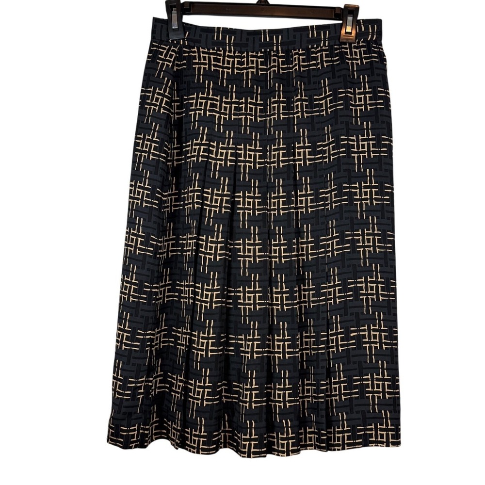 CARLISLE 100% Silk Skirt, A Line/Pleated, High Waist Skirt, Mid Length Size 16